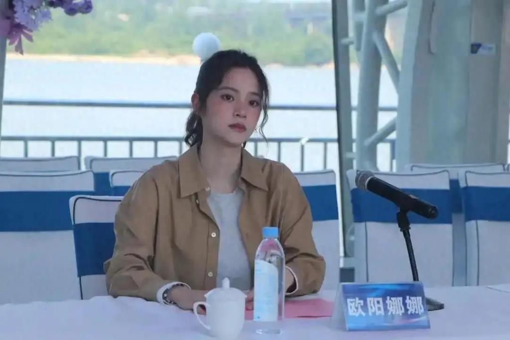 害怕台湾艺人转发促统贴文	，民进党当局威胁查处欧阳娜娜等20多人  第1张