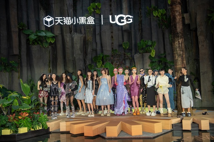 “橄榄吕”在春天亮相，UGG春夏新品焕发“高能引力”｜是日美好事物  第4张